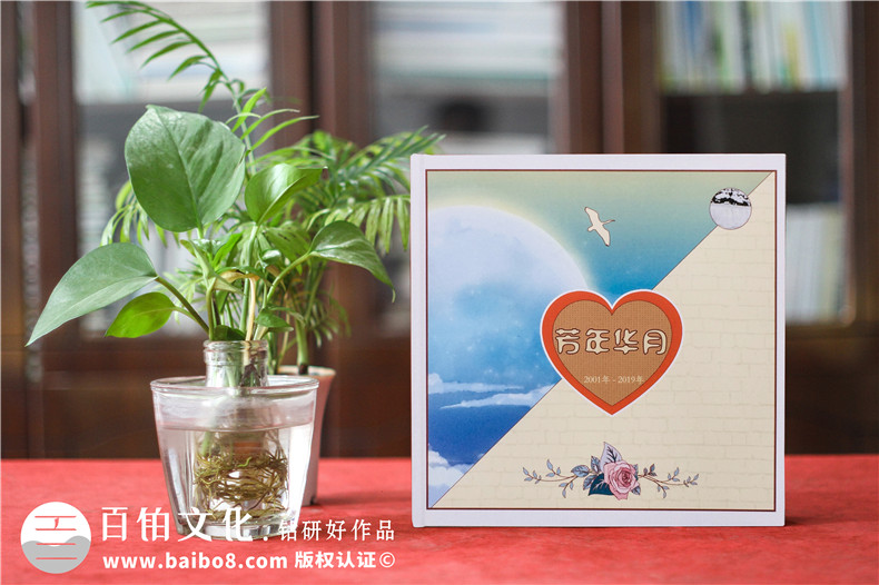 個人紀(jì)念冊設(shè)計 制作孩子的專屬紀(jì)念冊留存孩子到長大之后的歲月第1張-宣傳畫冊,紀(jì)念冊設(shè)計制作-價格費用,文案模板,印刷裝訂,尺寸大小